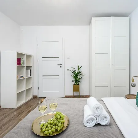 Lumina 3 In Варшава